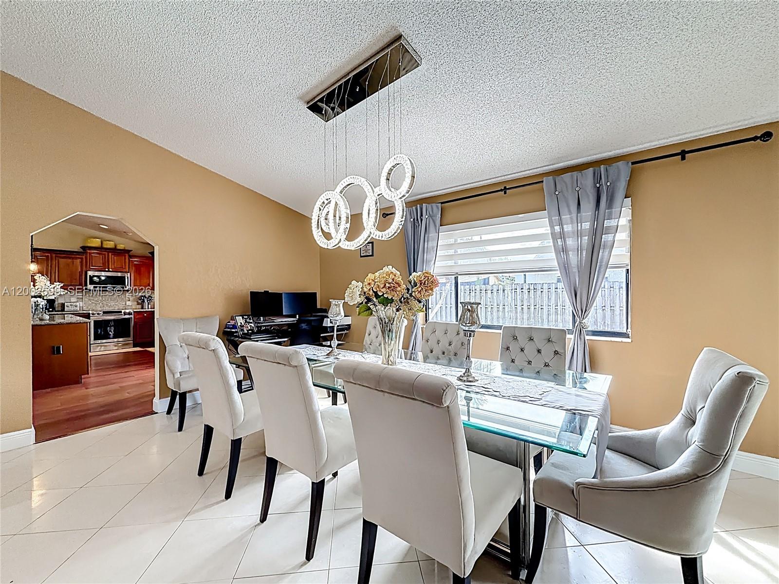 BOULEVARD WOODS WEST SEC - Residential Lease