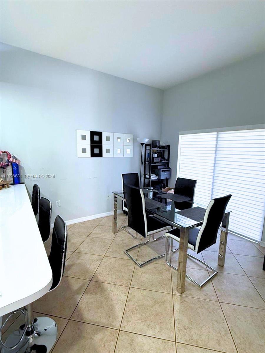 THE COURTS AT BAYSHORE I - Residential