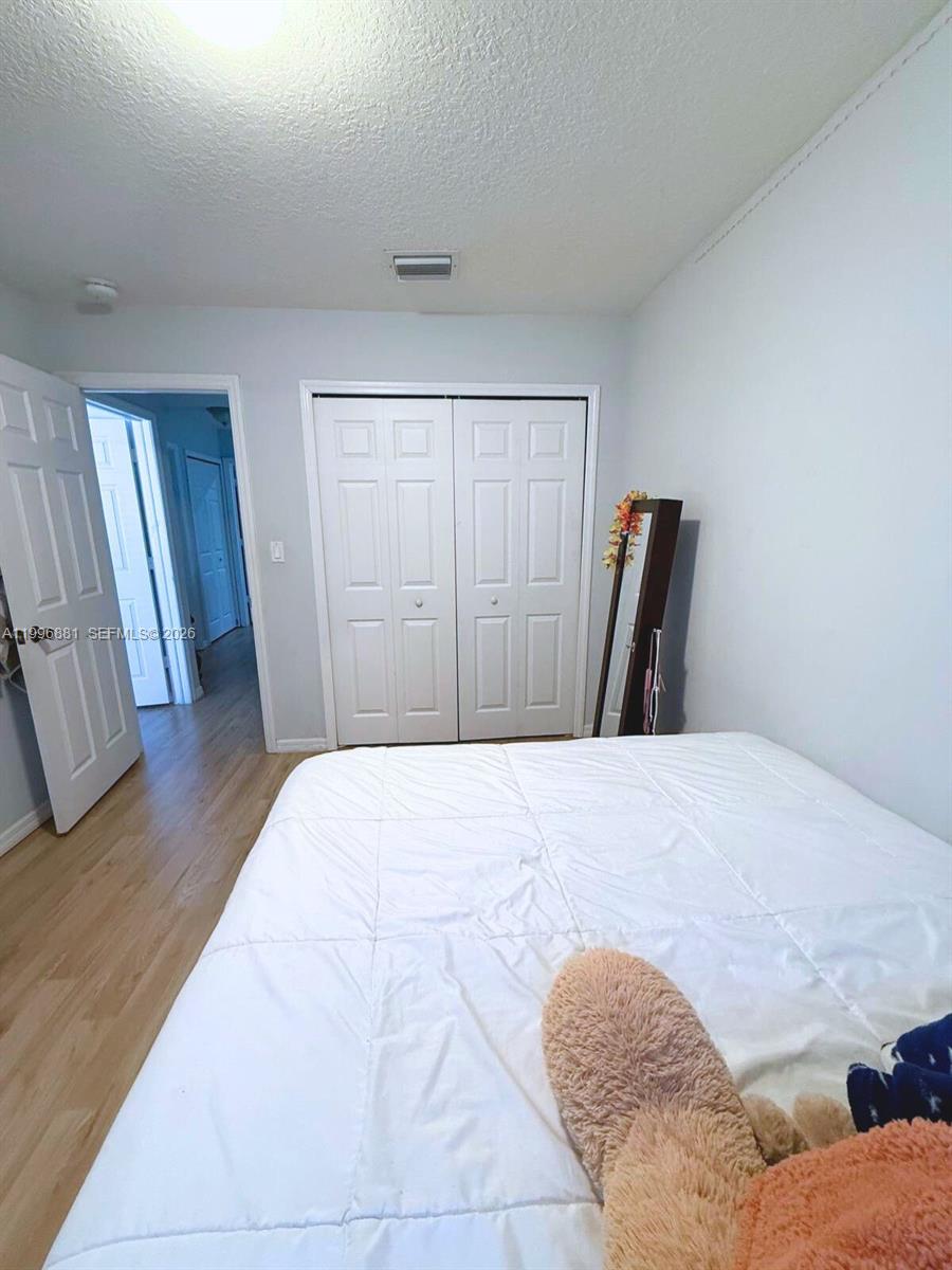 THE COURTS AT BAYSHORE I - Residential