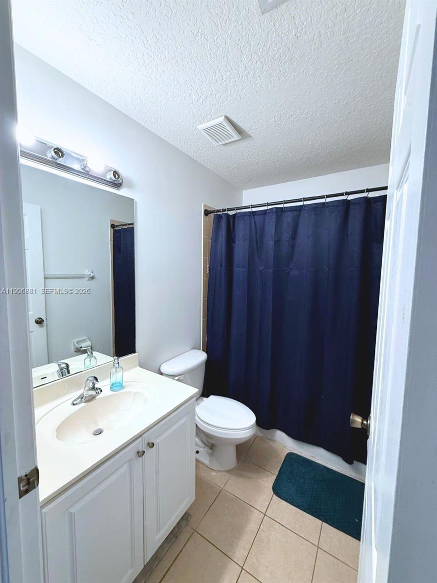 THE COURTS AT BAYSHORE I - Residential