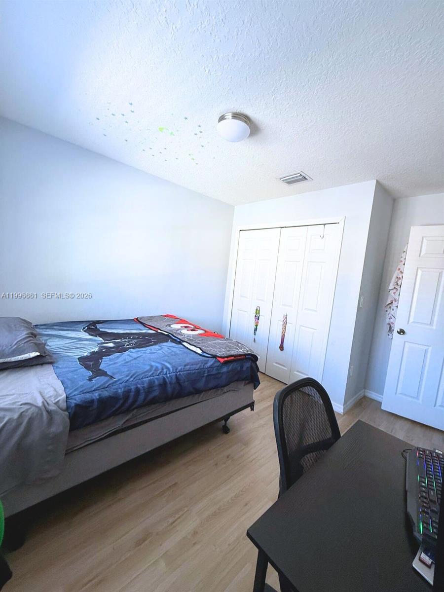 THE COURTS AT BAYSHORE I - Residential