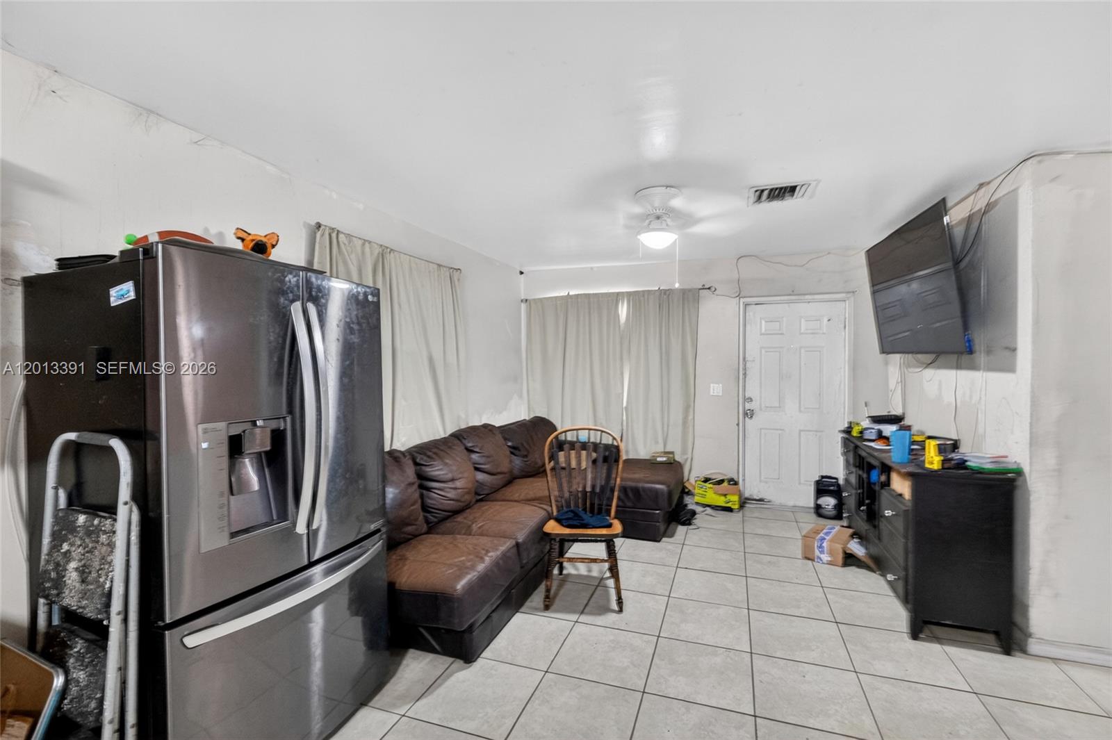 CROSEL HEIGHTS - Residential Income