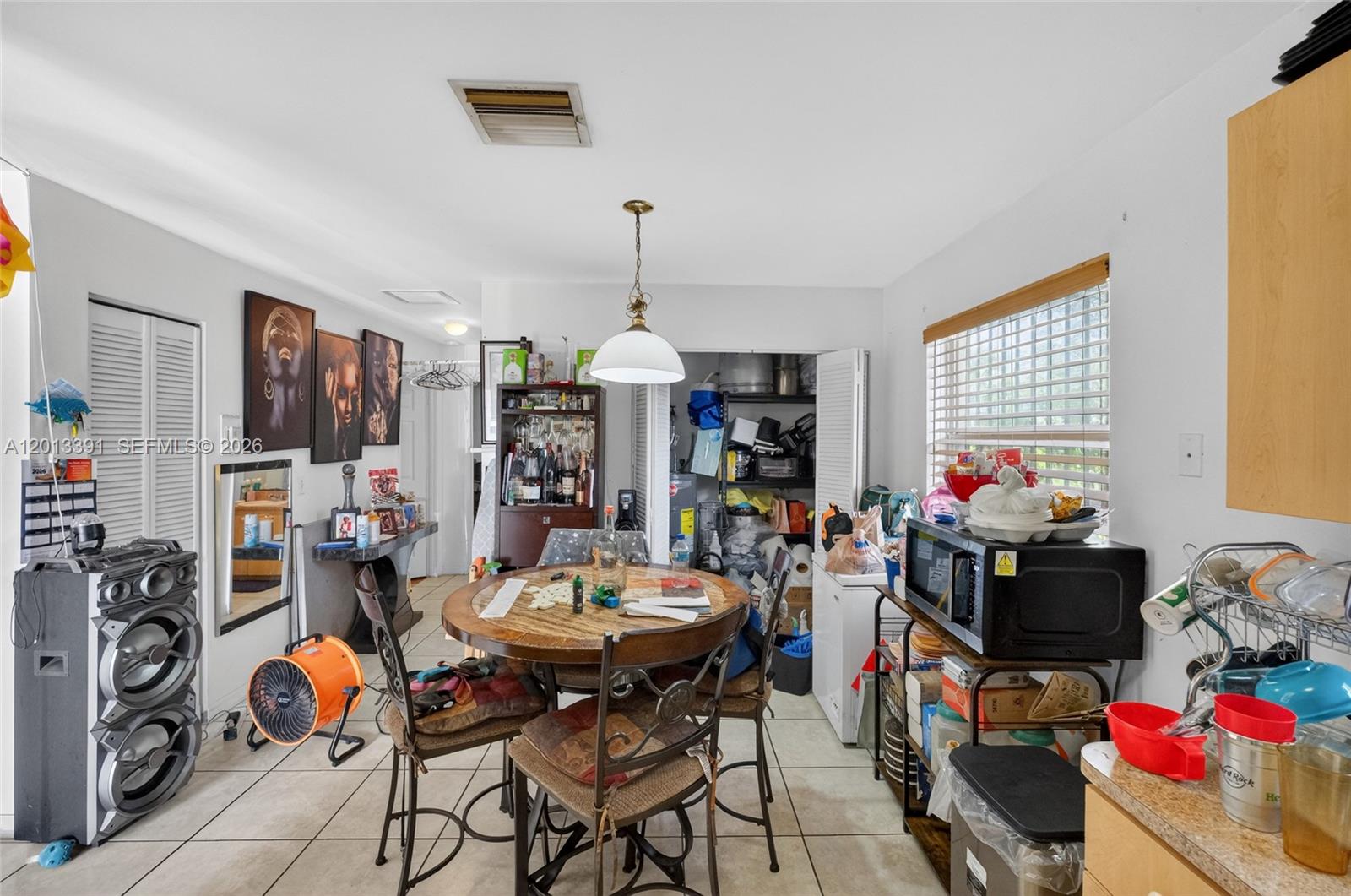 CROSEL HEIGHTS - Residential Income