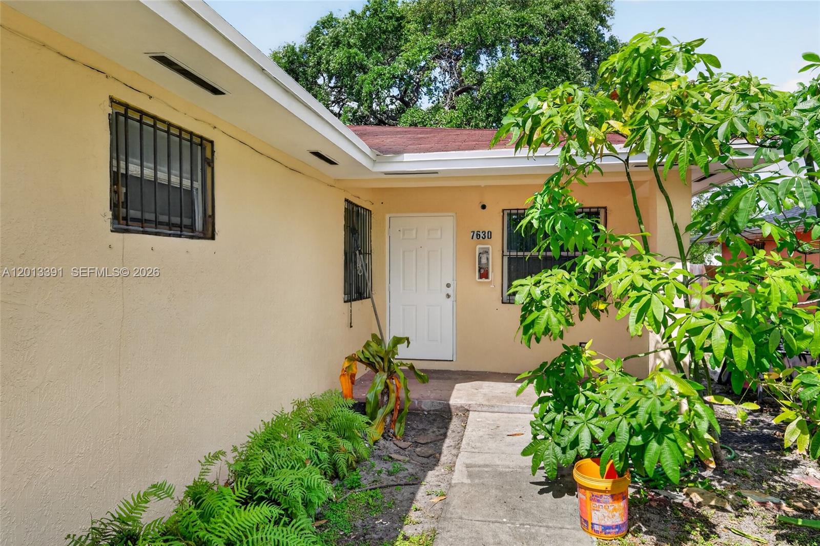 CROSEL HEIGHTS - Residential Income
