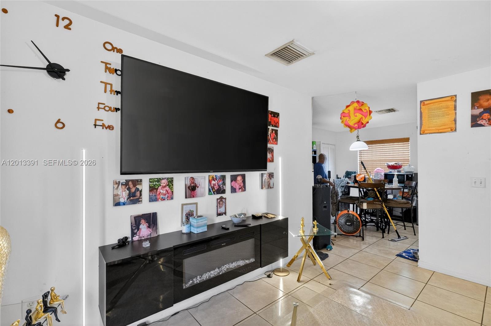 CROSEL HEIGHTS - Residential Income