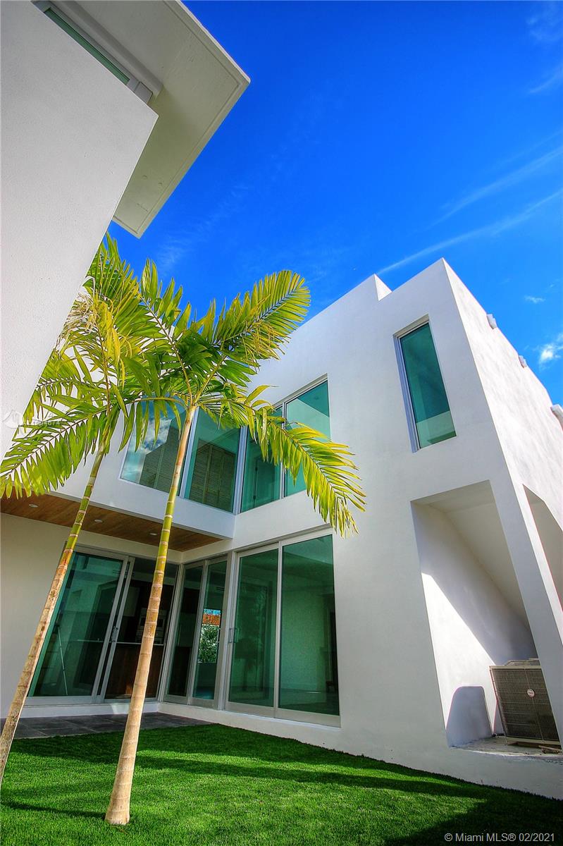 PALMHURST - Residential