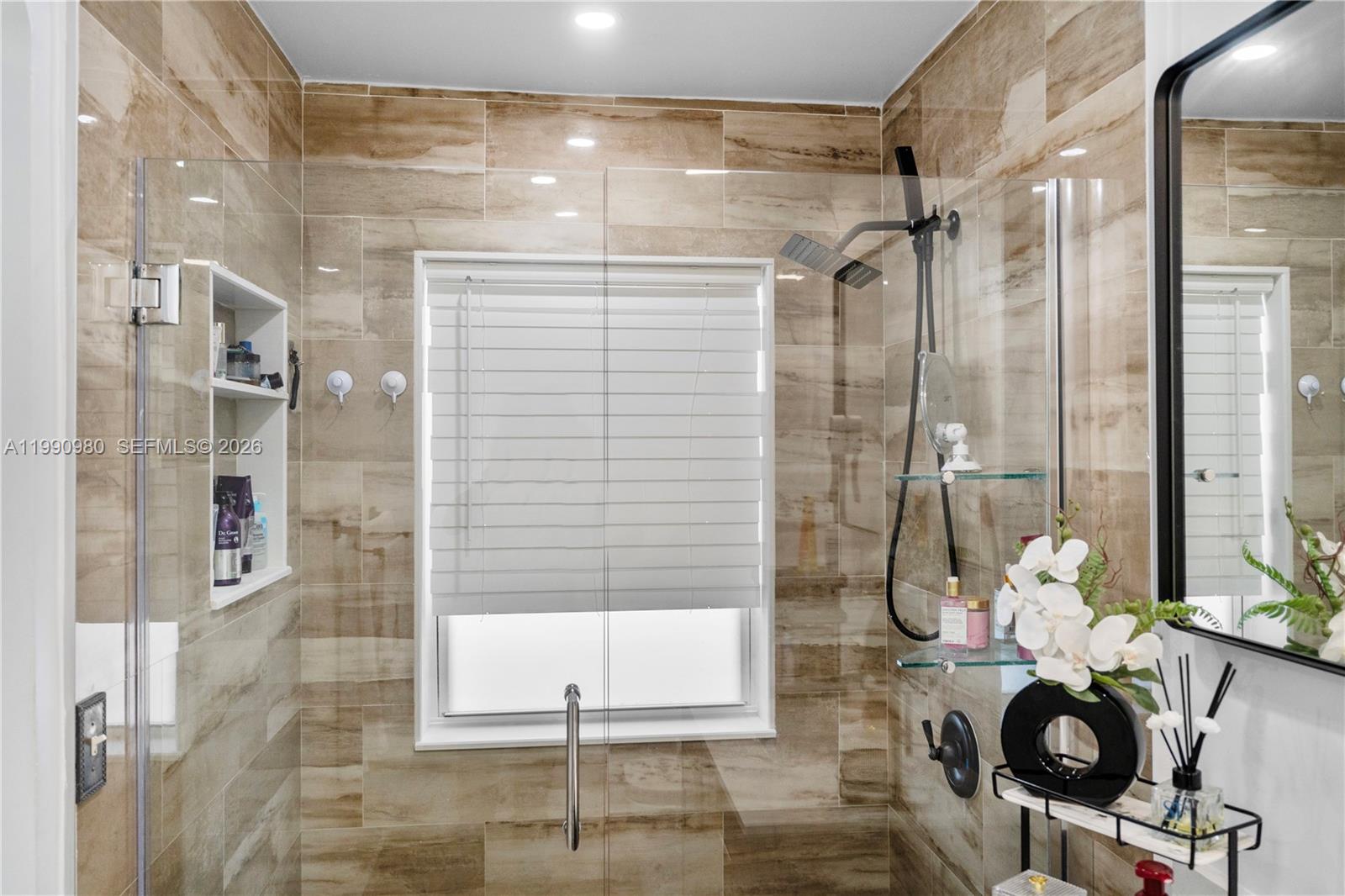 ABEL HOMES AT CAMBRIDGE E - Residential