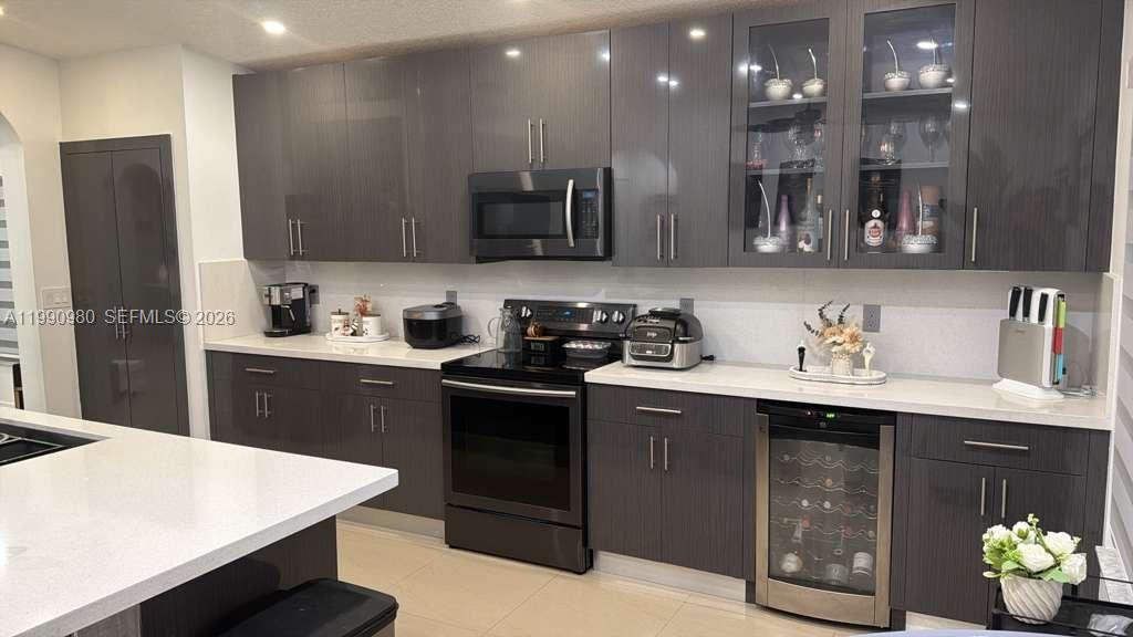 ABEL HOMES AT CAMBRIDGE E - Residential