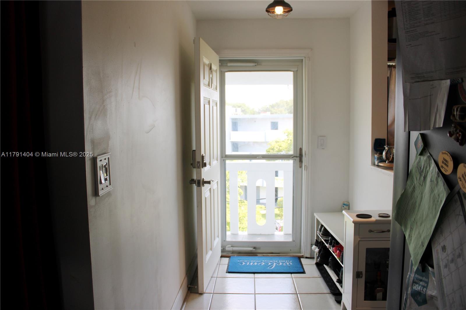 Rental Property at 1100 Ne 191st St 41, Miami, Broward County, Florida - Bedrooms: 2 
Bathrooms: 2  - $2,400 MO.