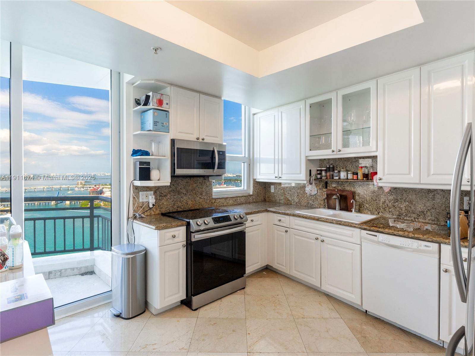THREE TEQUESTA POINT COND - Residential Lease