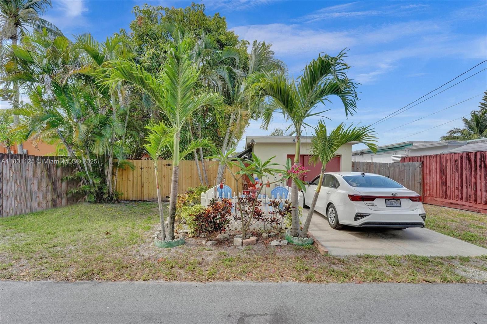 HOLLYWOOD PARK - Residential Income