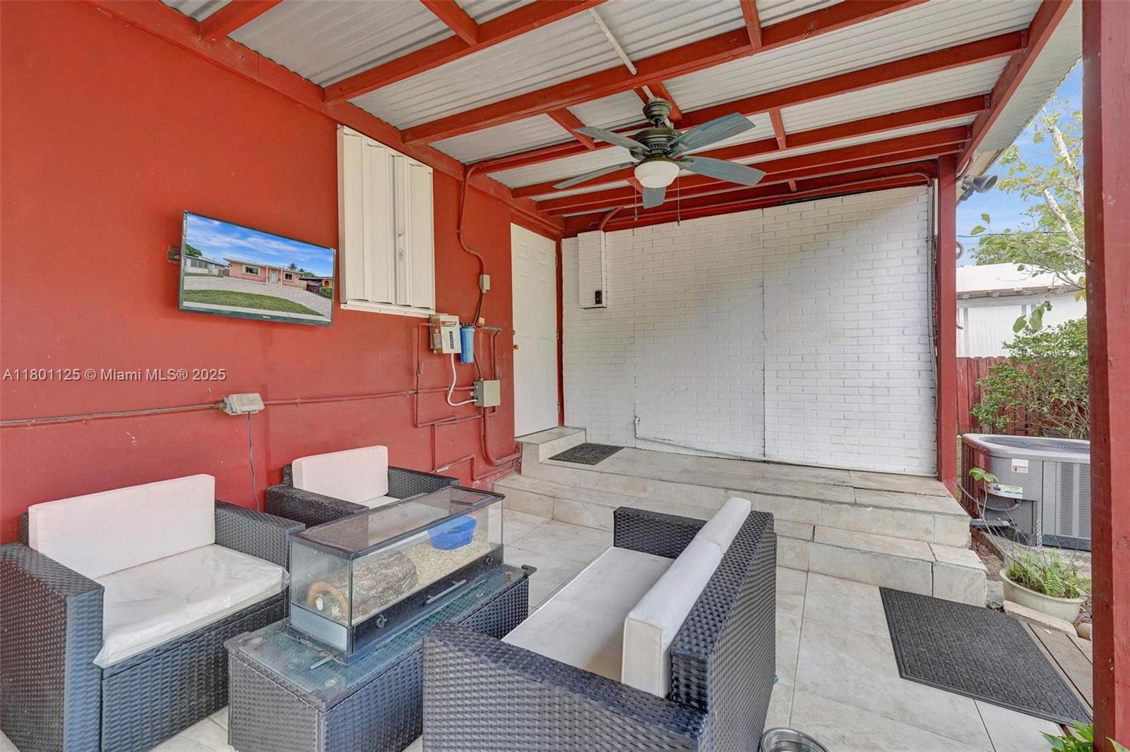 HOLLYWOOD PARK - Residential Income