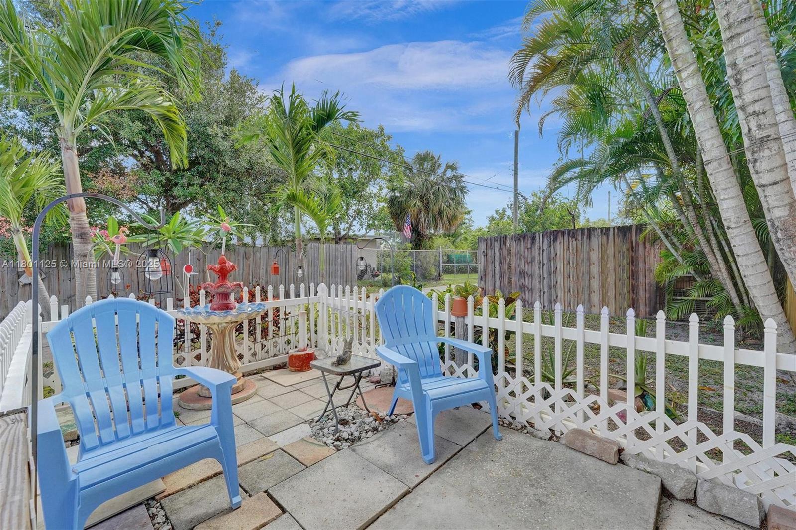 HOLLYWOOD PARK - Residential Income