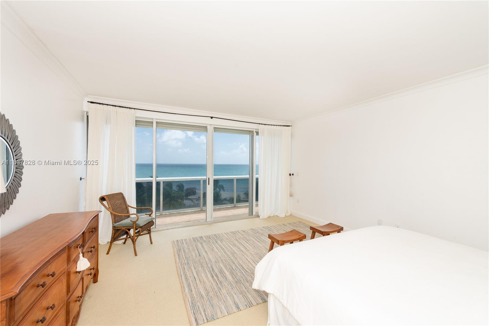 MAJESTIC TOWER - Residential Lease