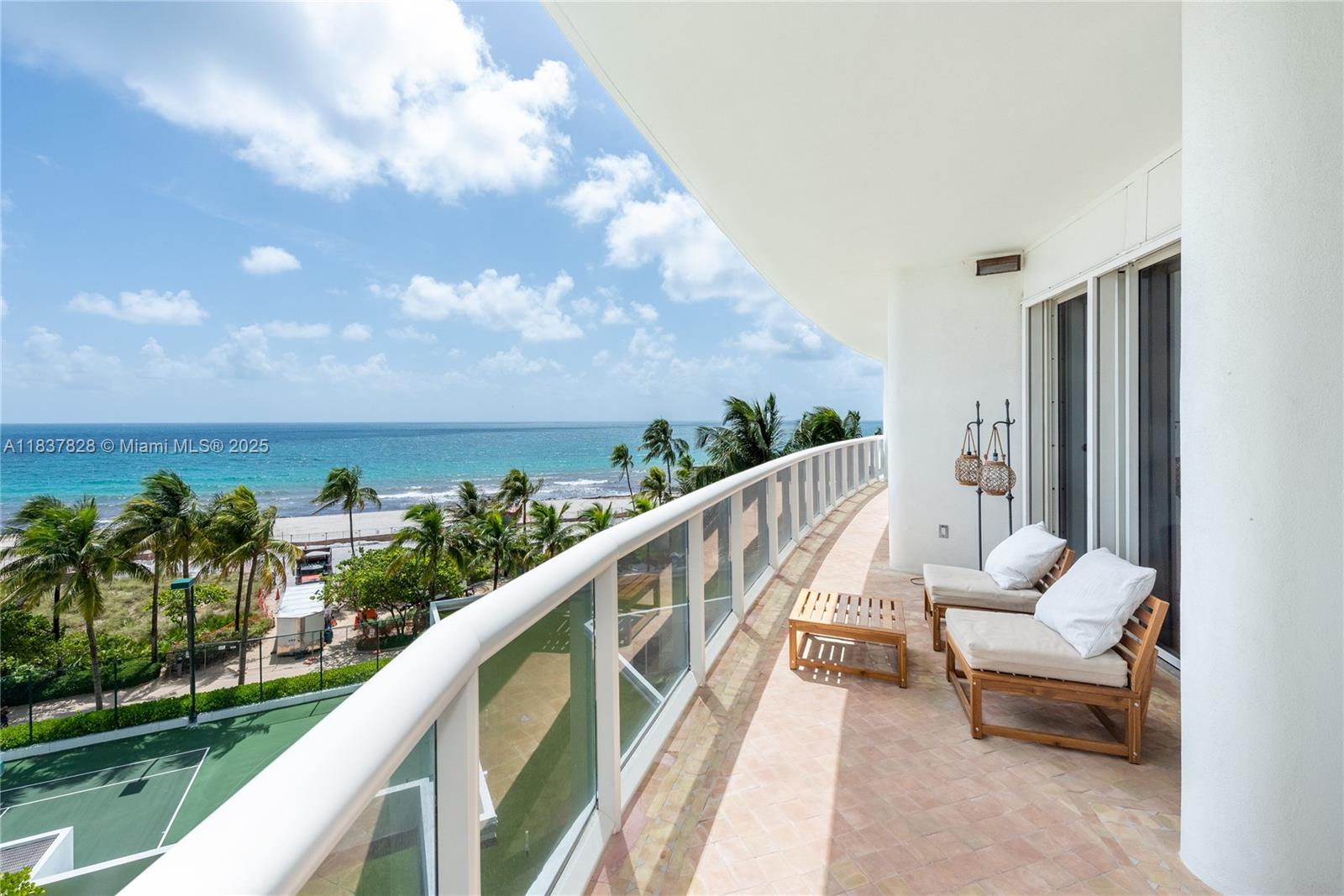 9601 Collins Ave 505