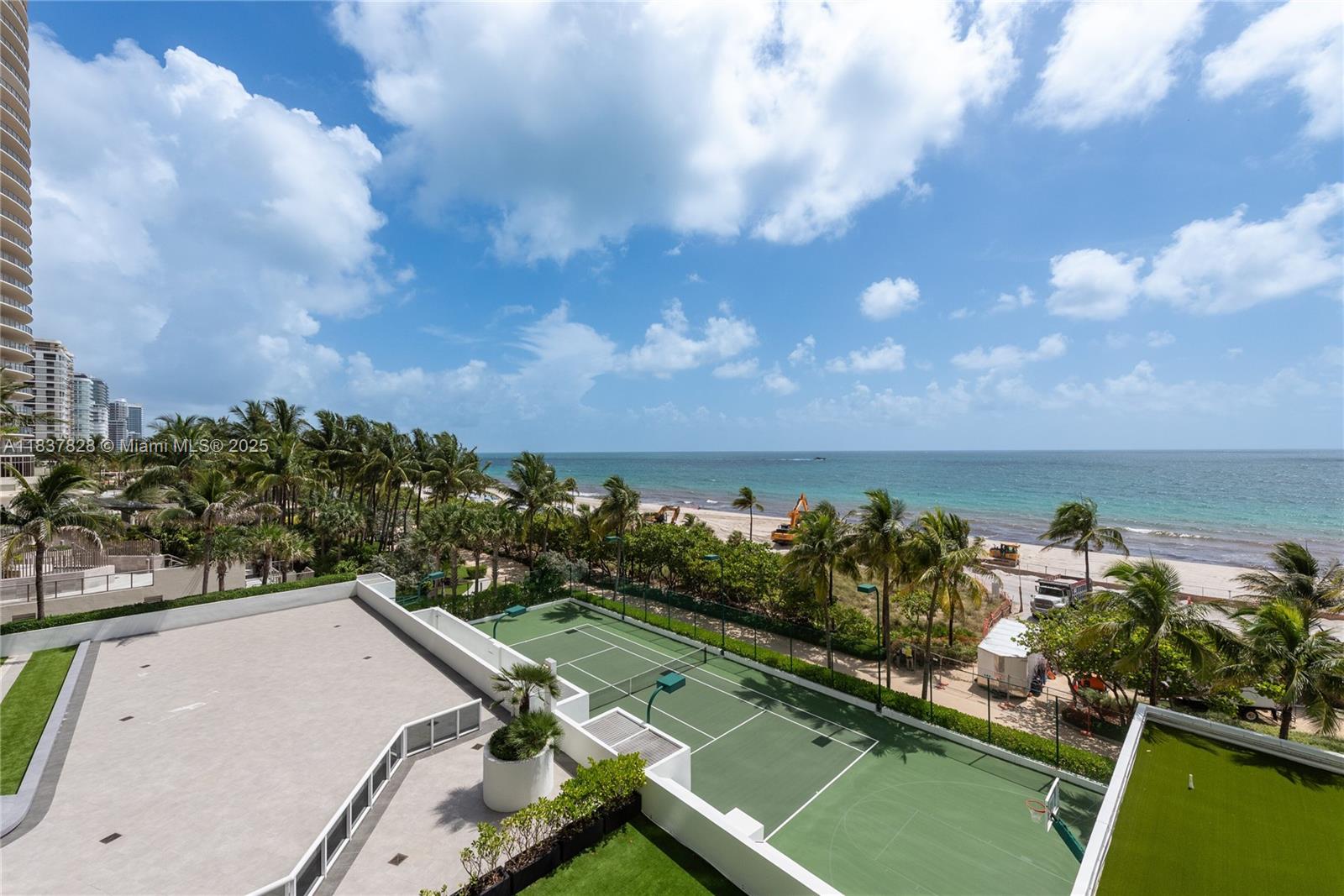 9601 Collins Ave 505