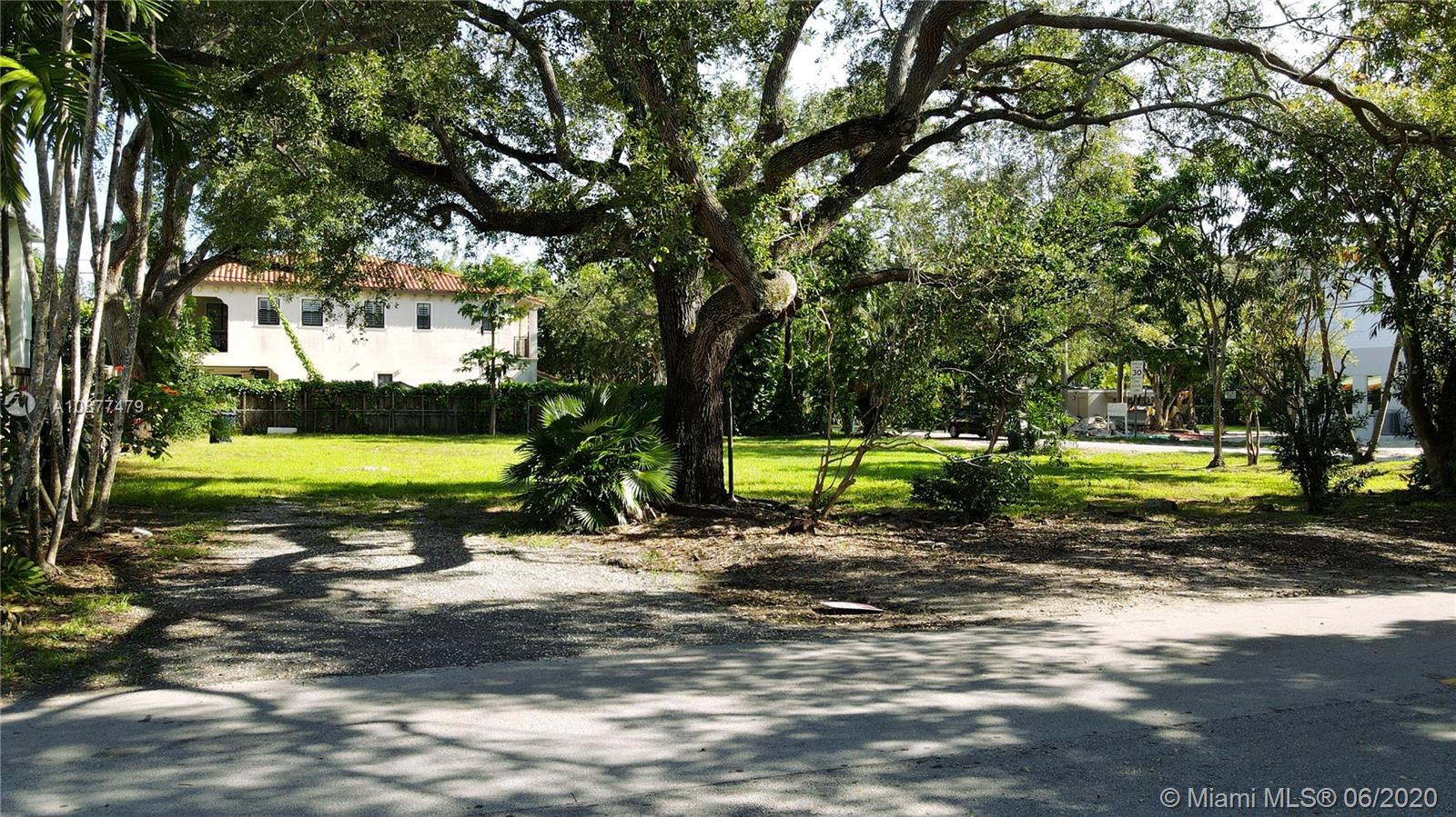 SOUTHERN PINES - Land