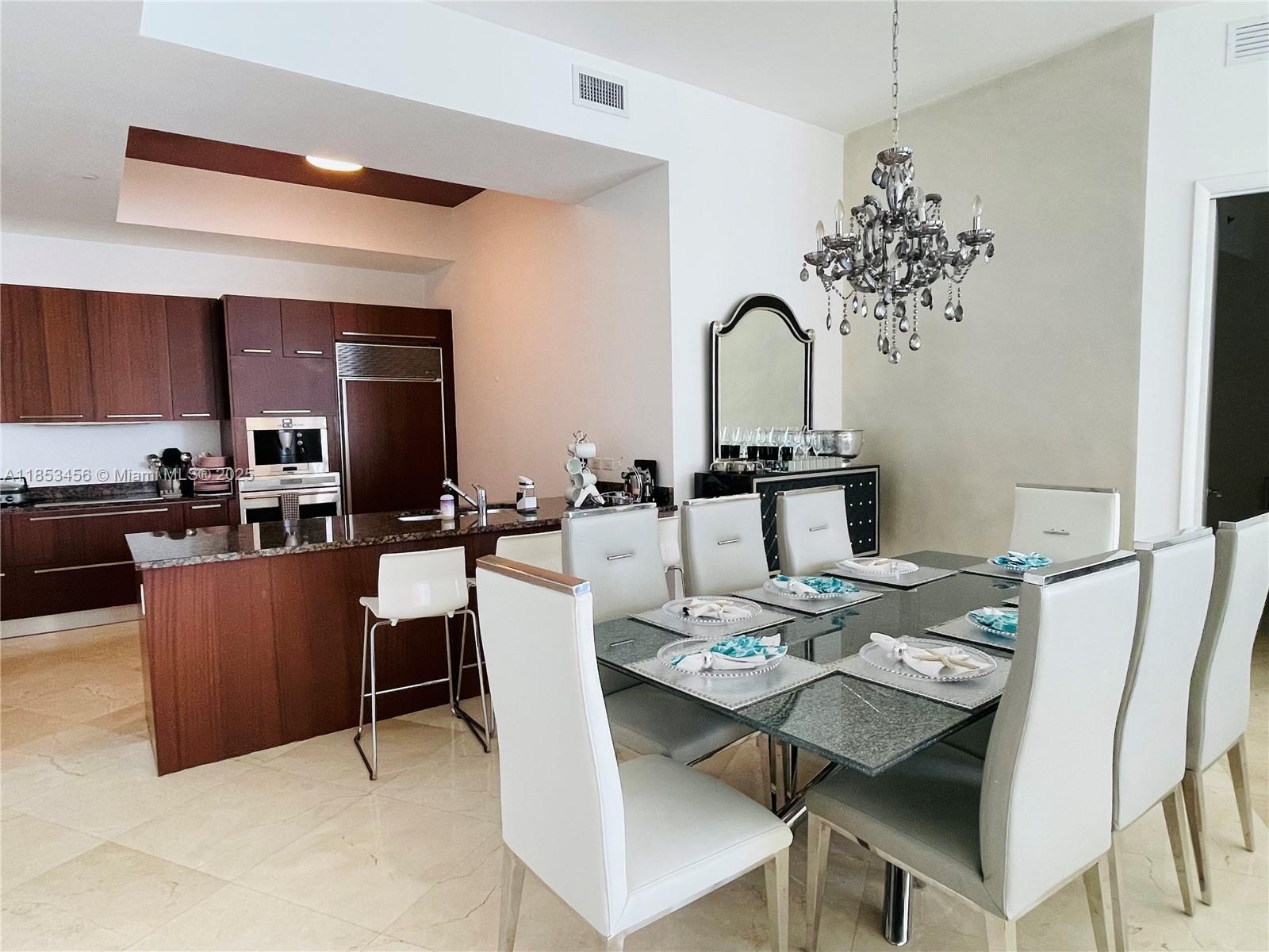 TRUMP TOWERS - Residential Lease