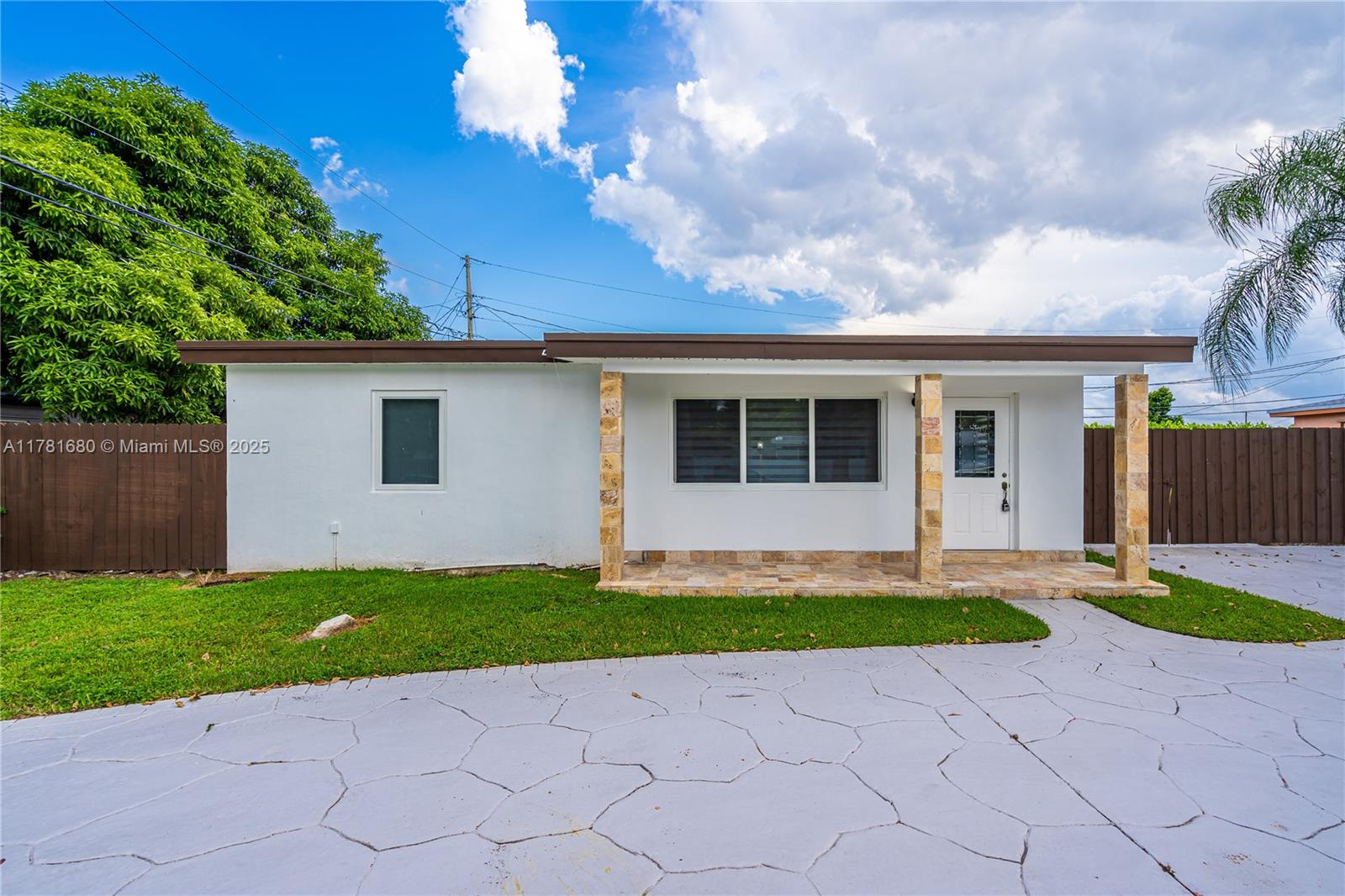 11350 SW 51st St 0