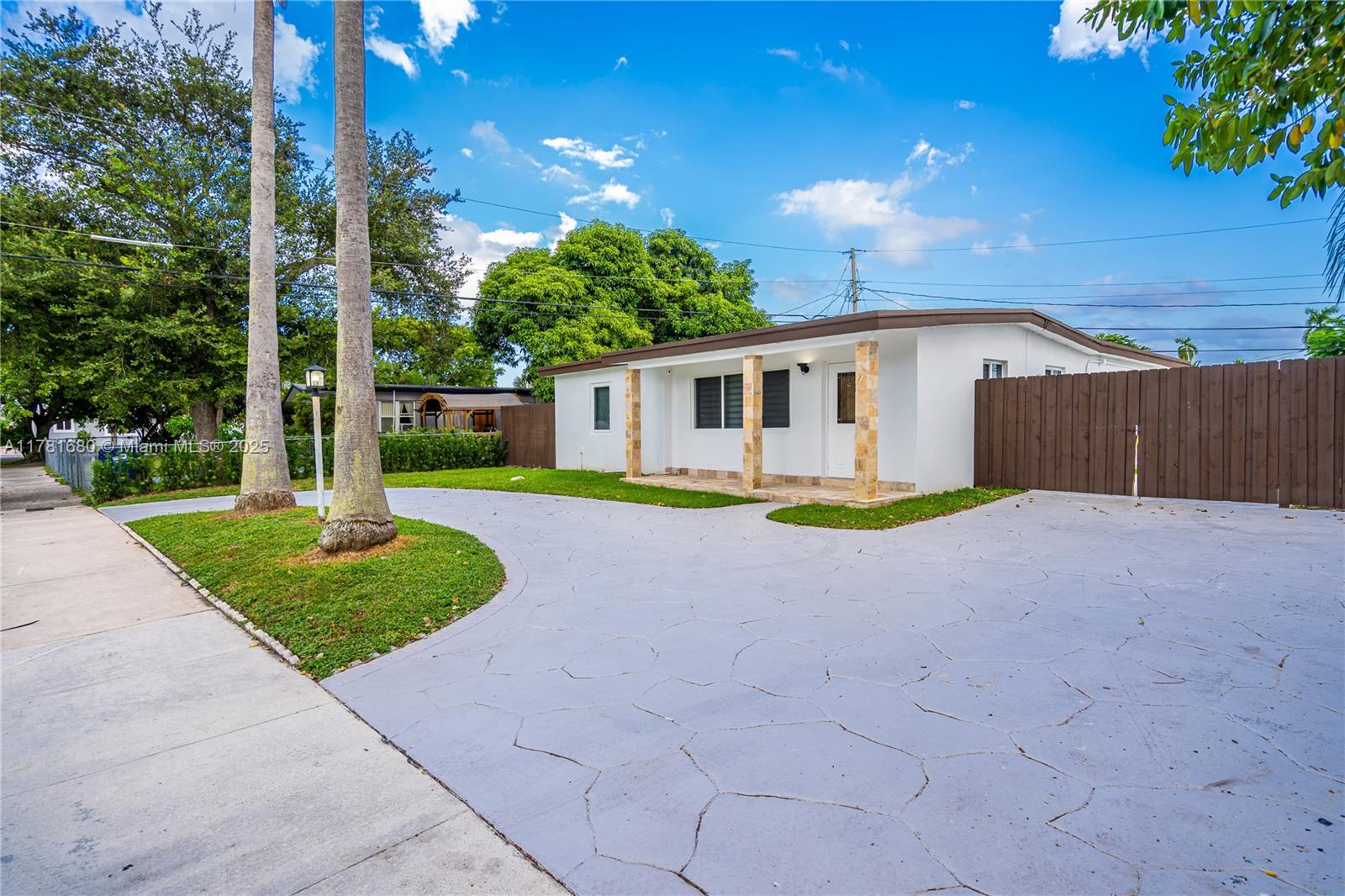 11350 SW 51st St 0