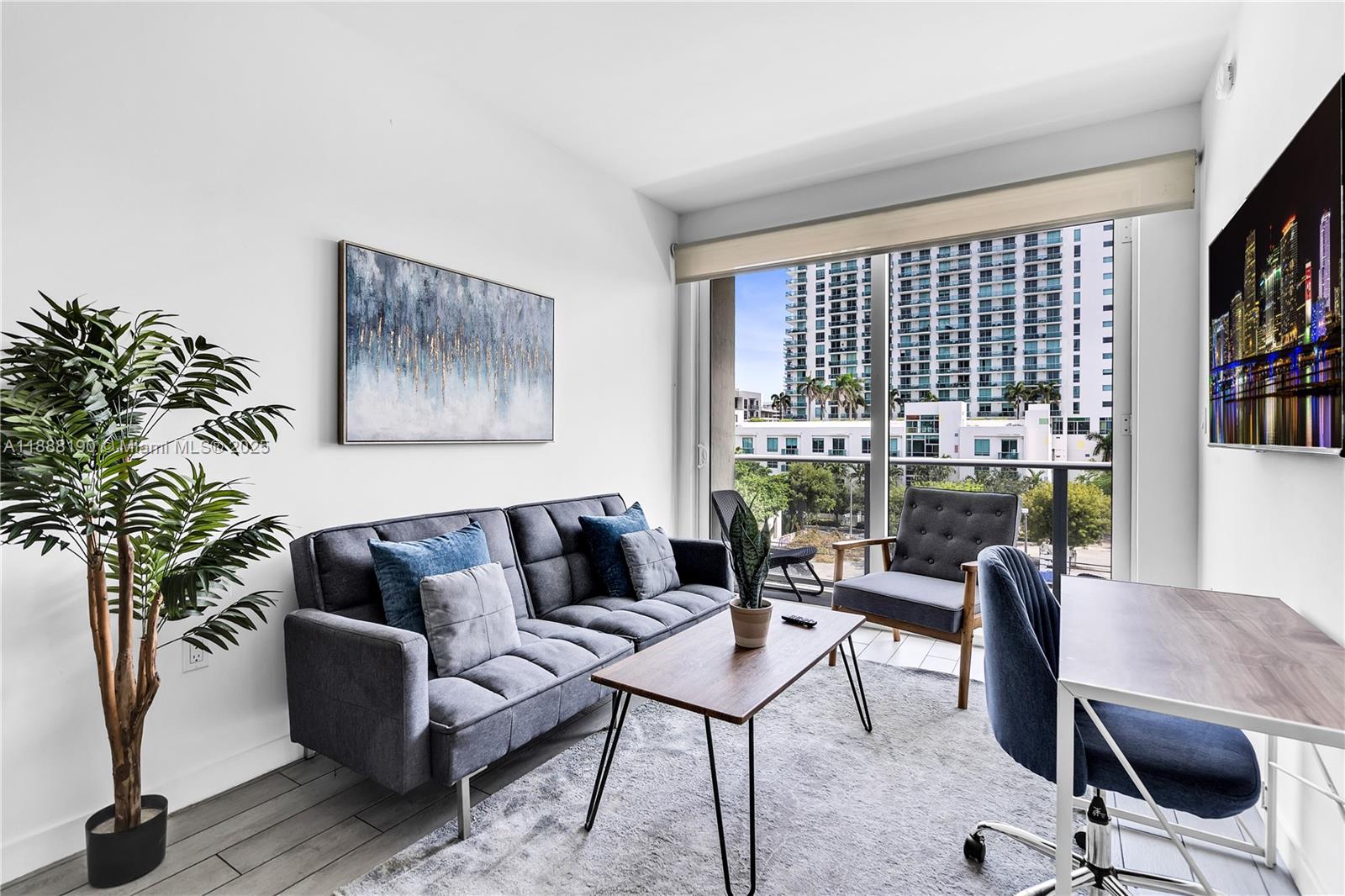 26 EDGEWATER CONDO - Residential Lease
