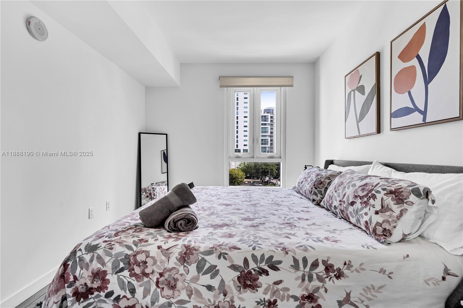 26 EDGEWATER CONDO - Residential Lease