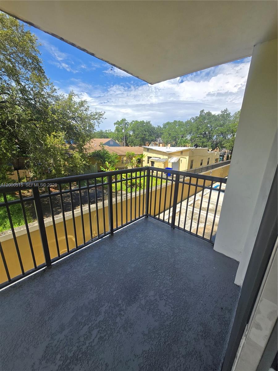 GROVELAND CONDO - Residential Lease