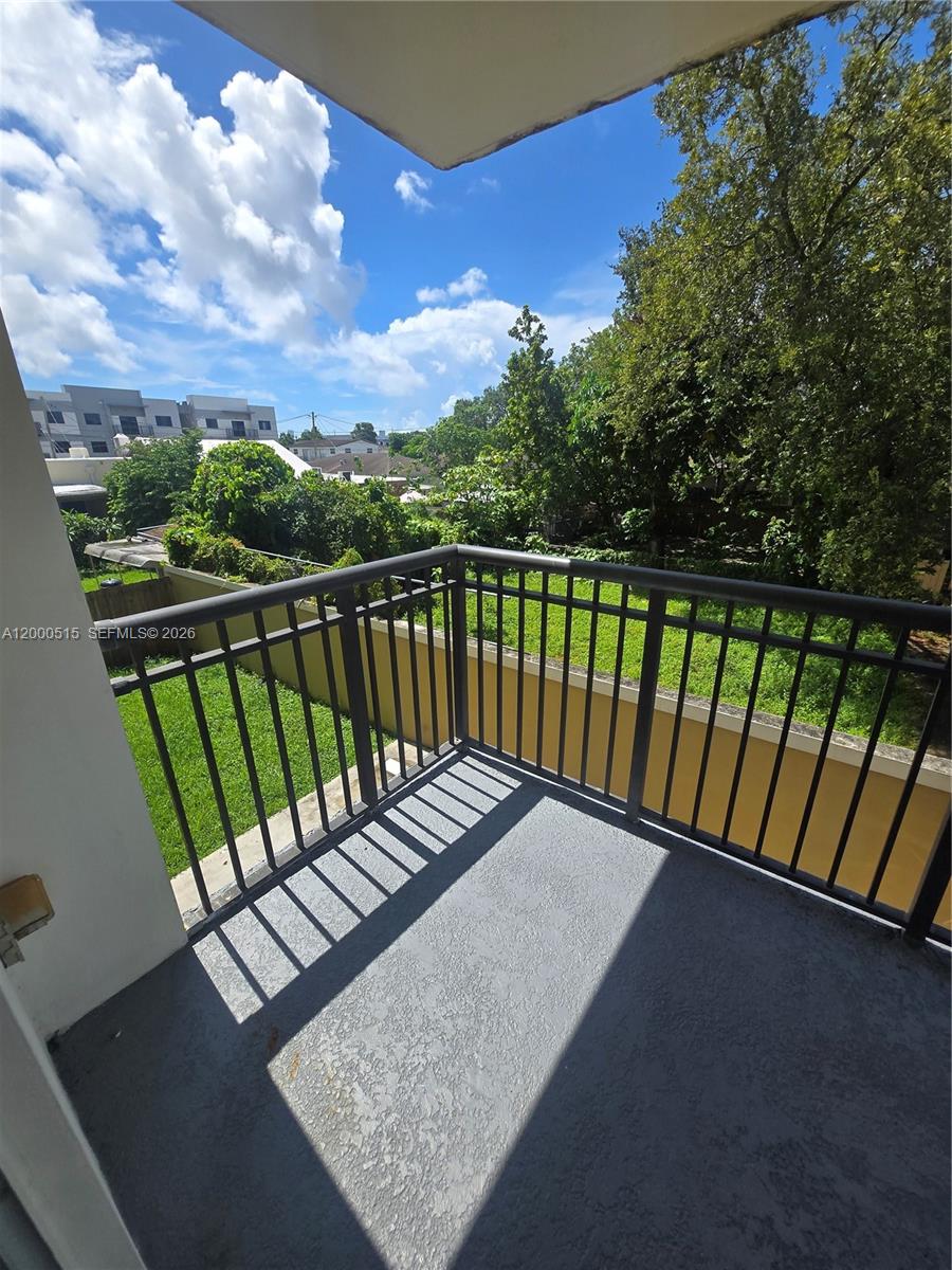 GROVELAND CONDO - Residential Lease