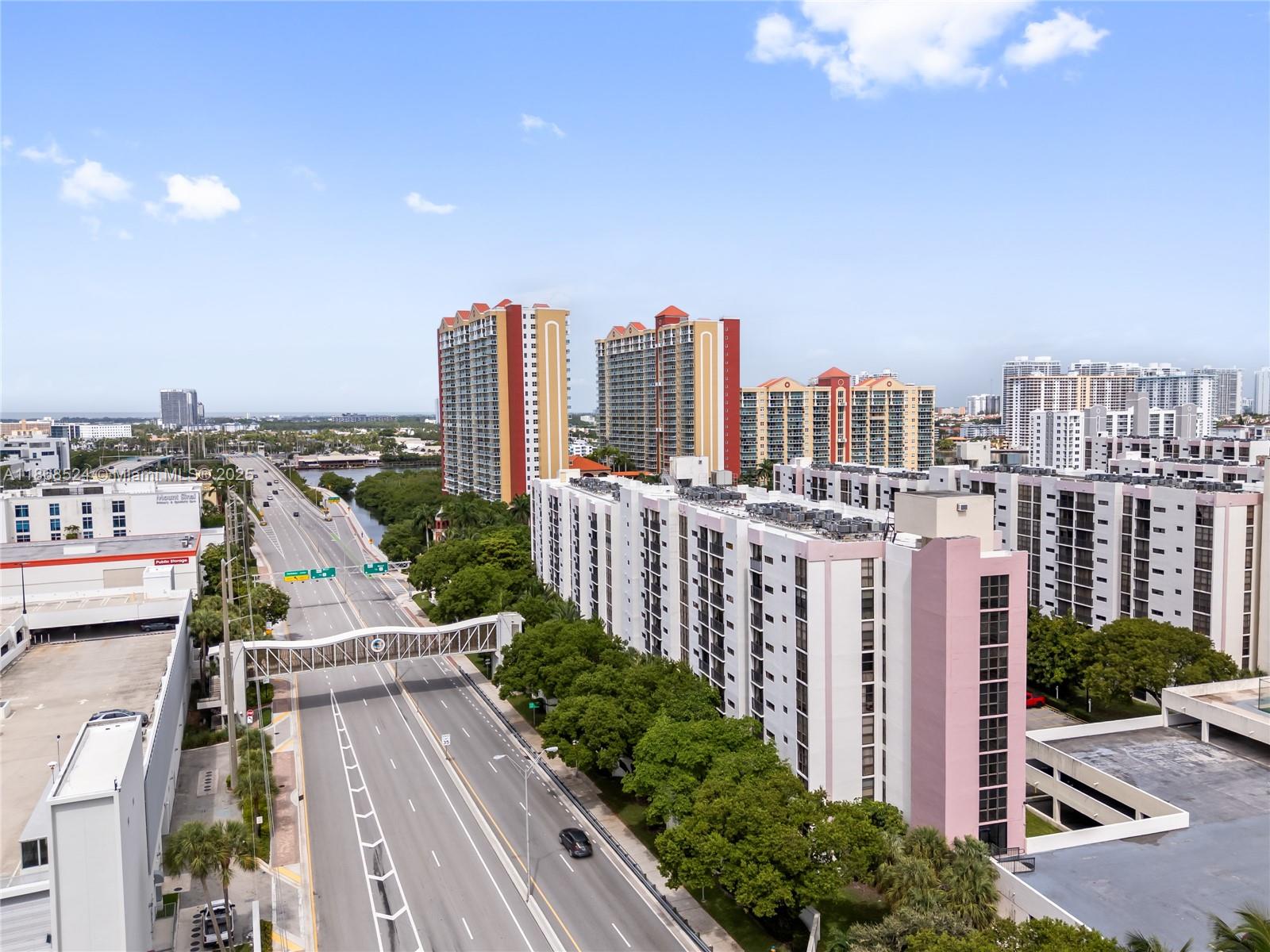 PLAZA OF AMERICAS CONDO P - Residential Lease