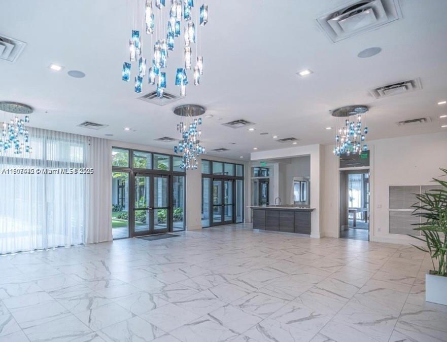 DOWNTOWN DORAL SOUTH PHAS - Residential Lease