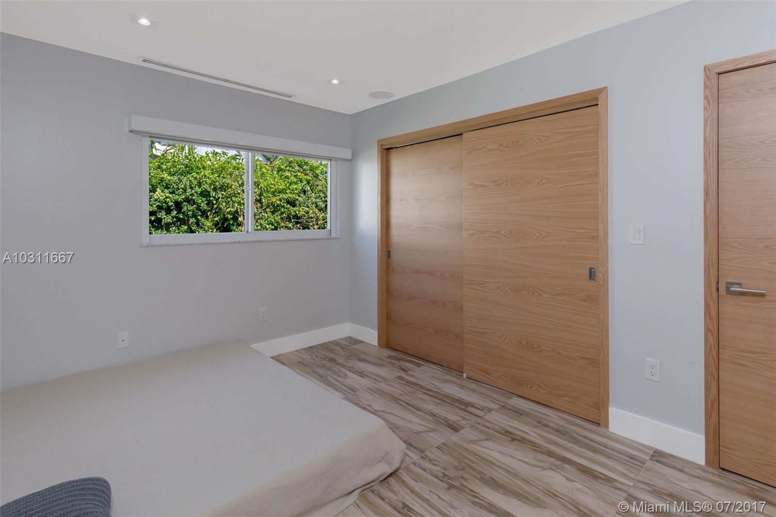 HARBOR VILLAGE SEC F - Residential