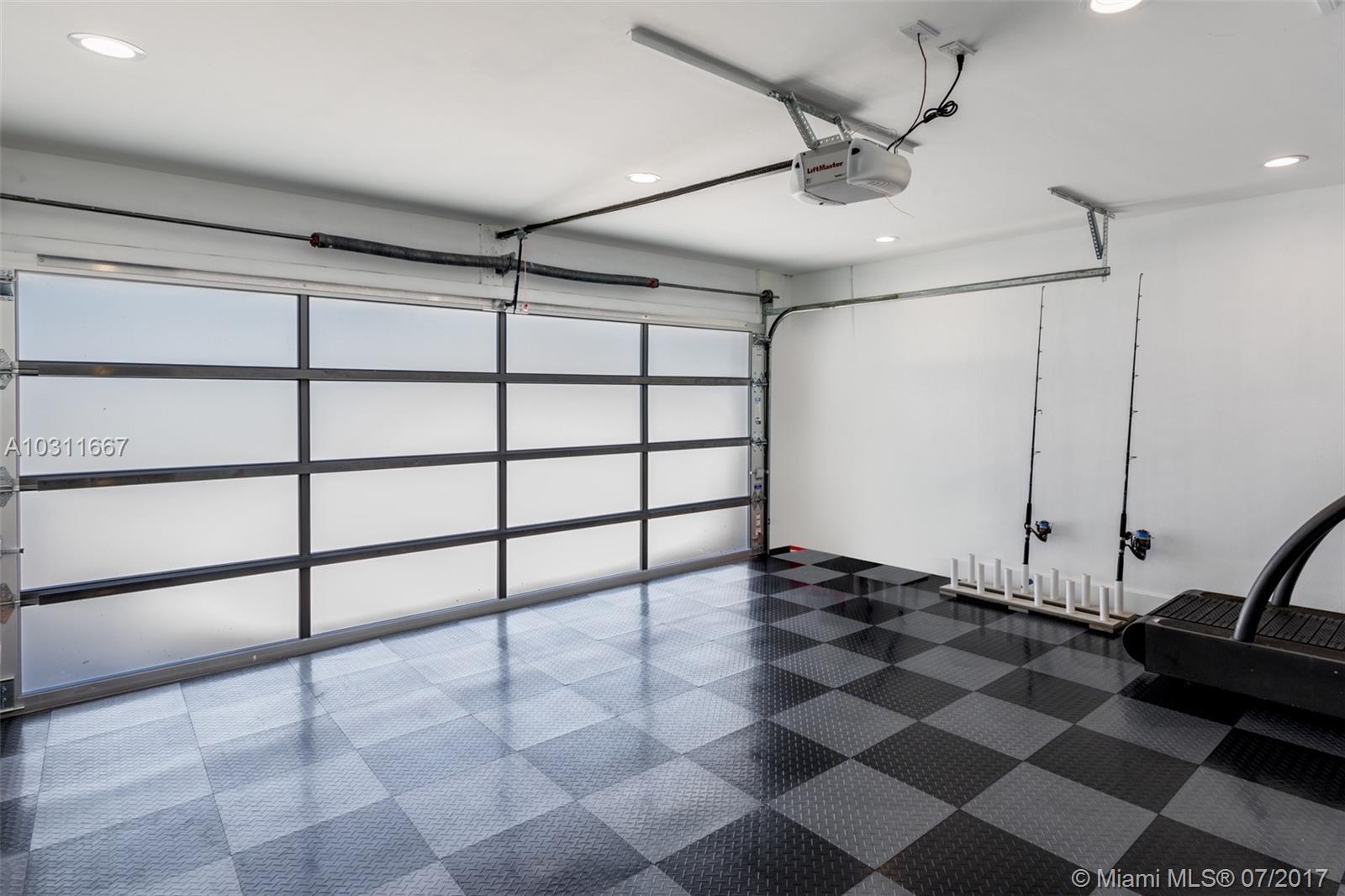 HARBOR VILLAGE SEC F - Residential