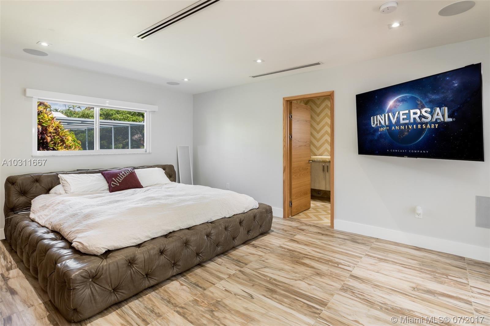 HARBOR VILLAGE SEC F - Residential