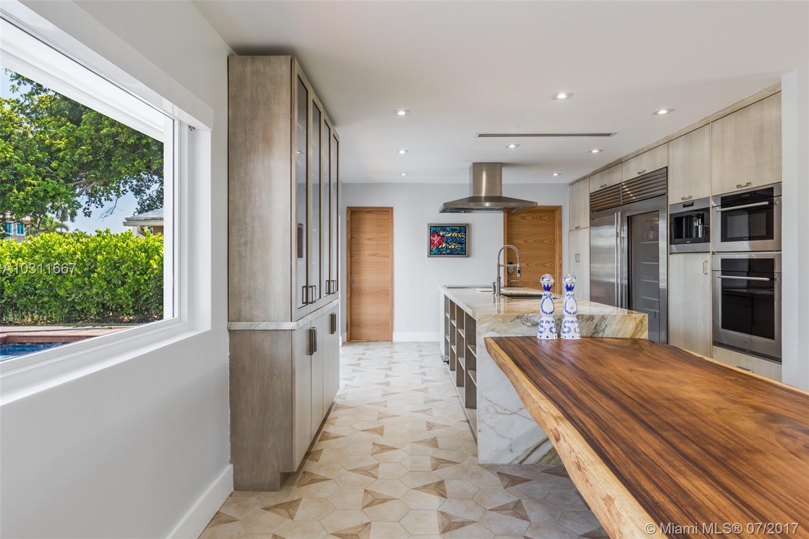 HARBOR VILLAGE SEC F - Residential