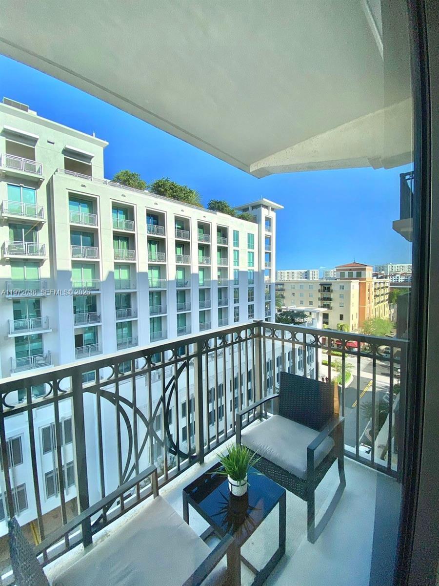 MERRICK MANOR CONDO - Residential