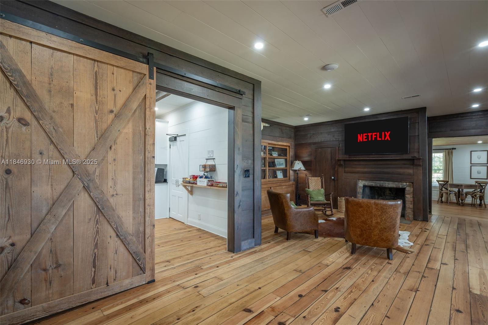 Tot Hill Farm - Residential