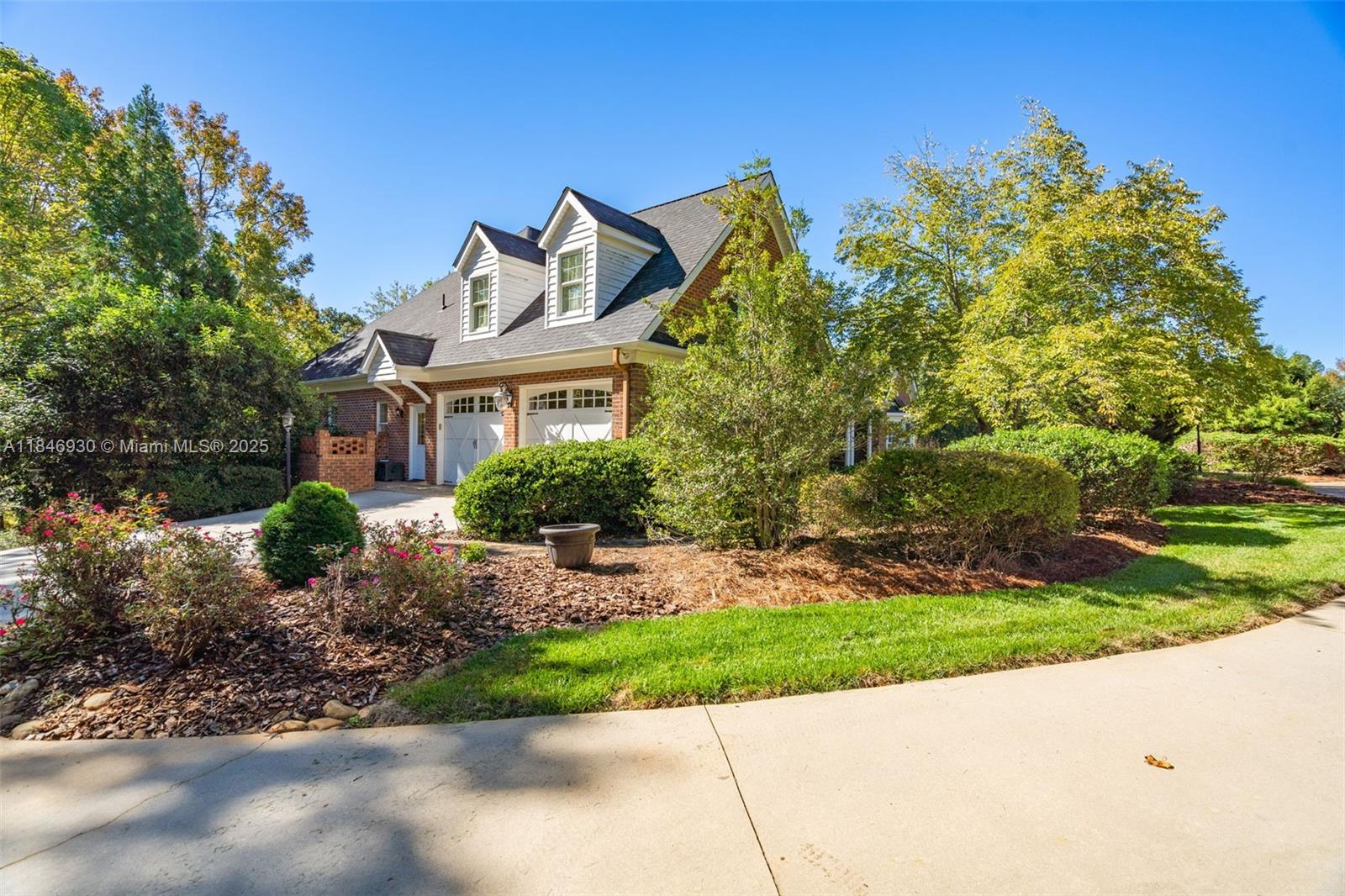 Tot Hill Farm - Residential