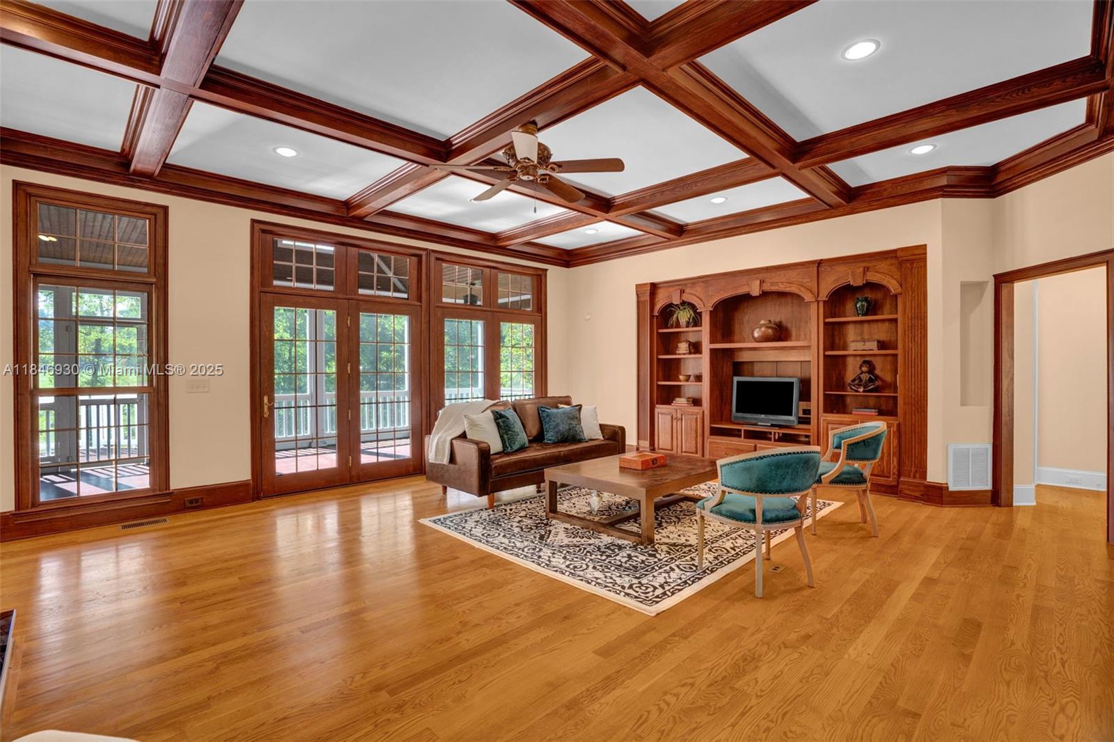 Tot Hill Farm - Residential