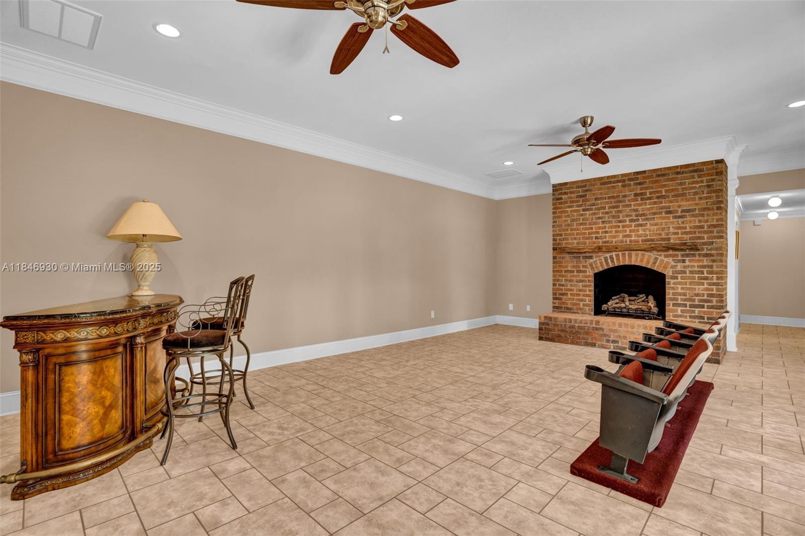 Tot Hill Farm - Residential