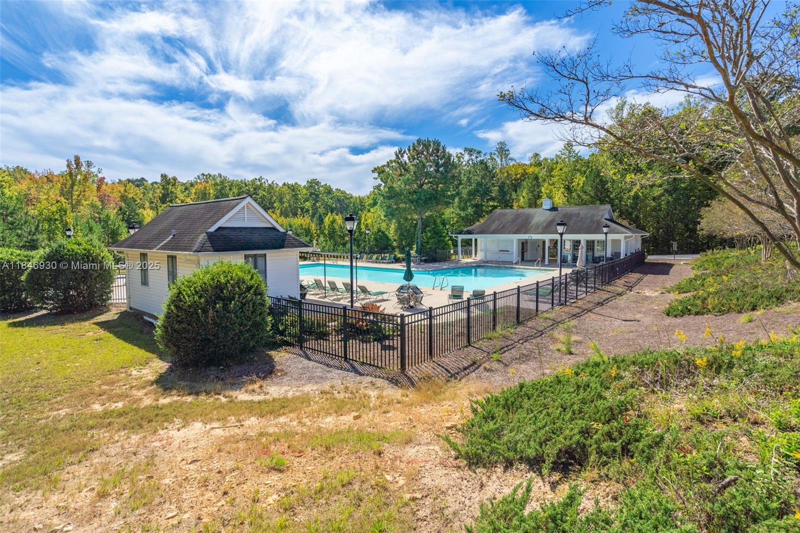 Tot Hill Farm - Residential