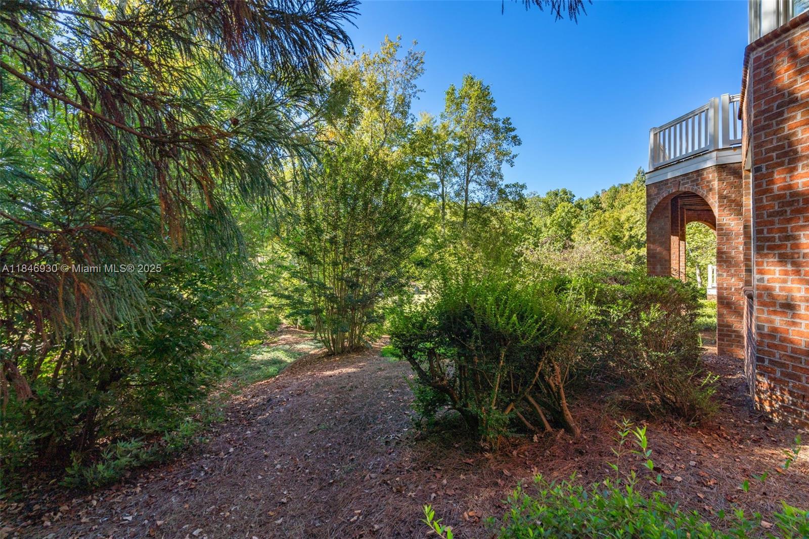 Tot Hill Farm - Residential