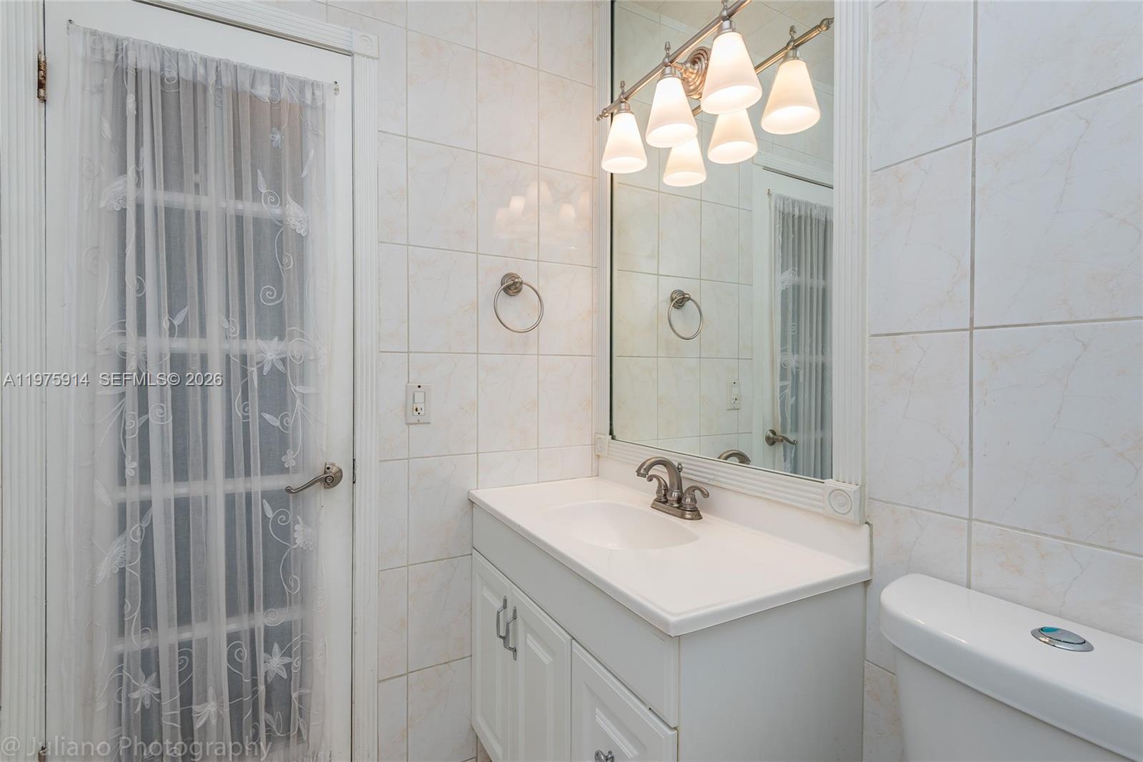 BOULEVARD HEIGHTS SEC 9 - Residential Lease