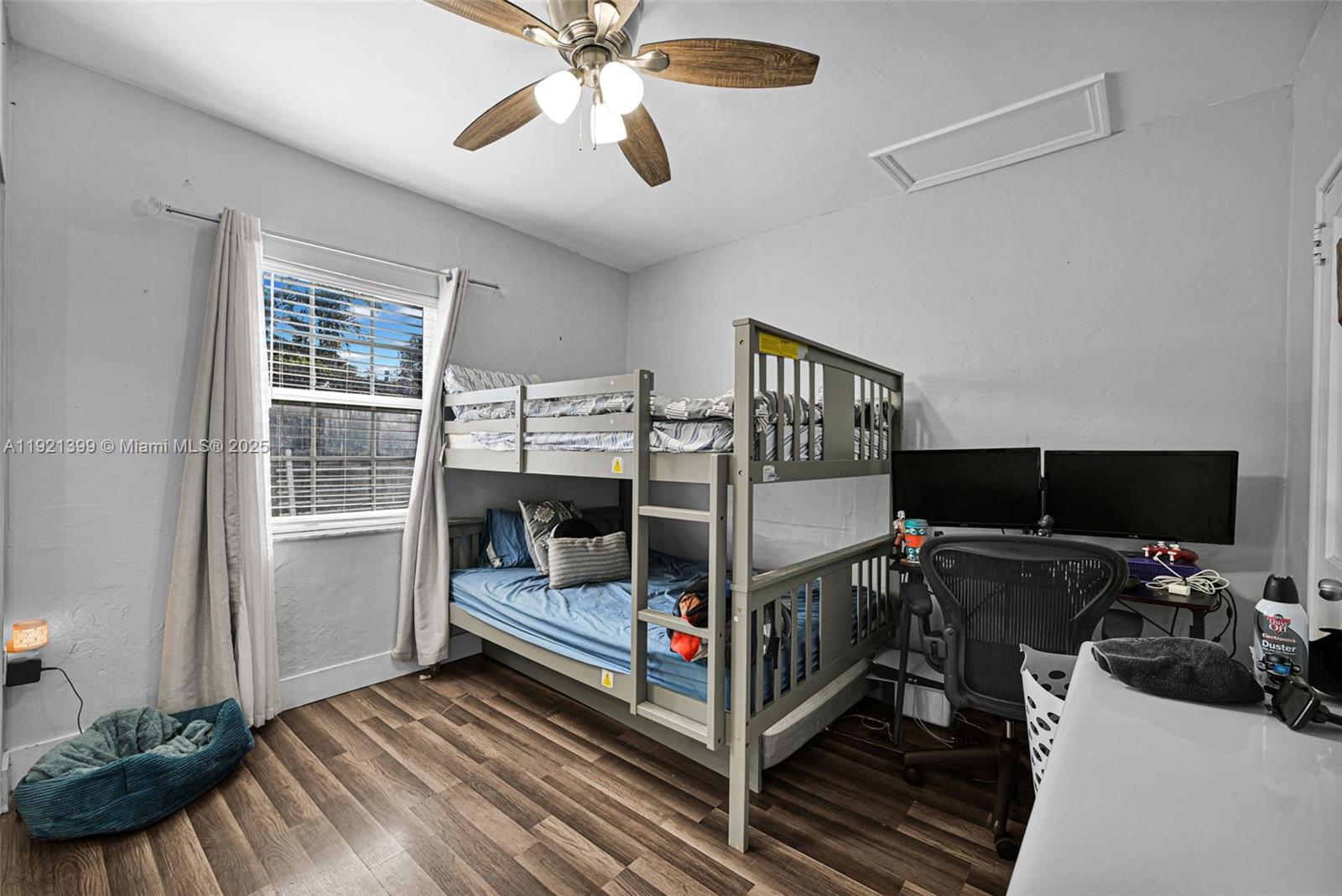 HOLLEMAN MANOR ADDN - Residential