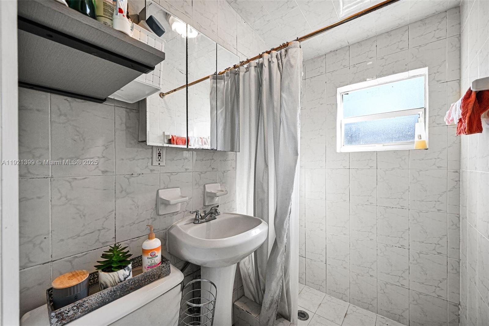 HOLLEMAN MANOR ADDN - Residential