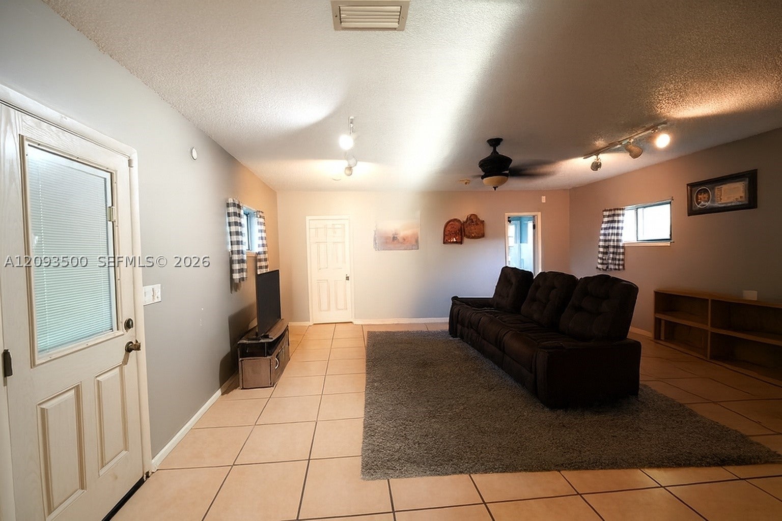 3511 CESERY BLVD