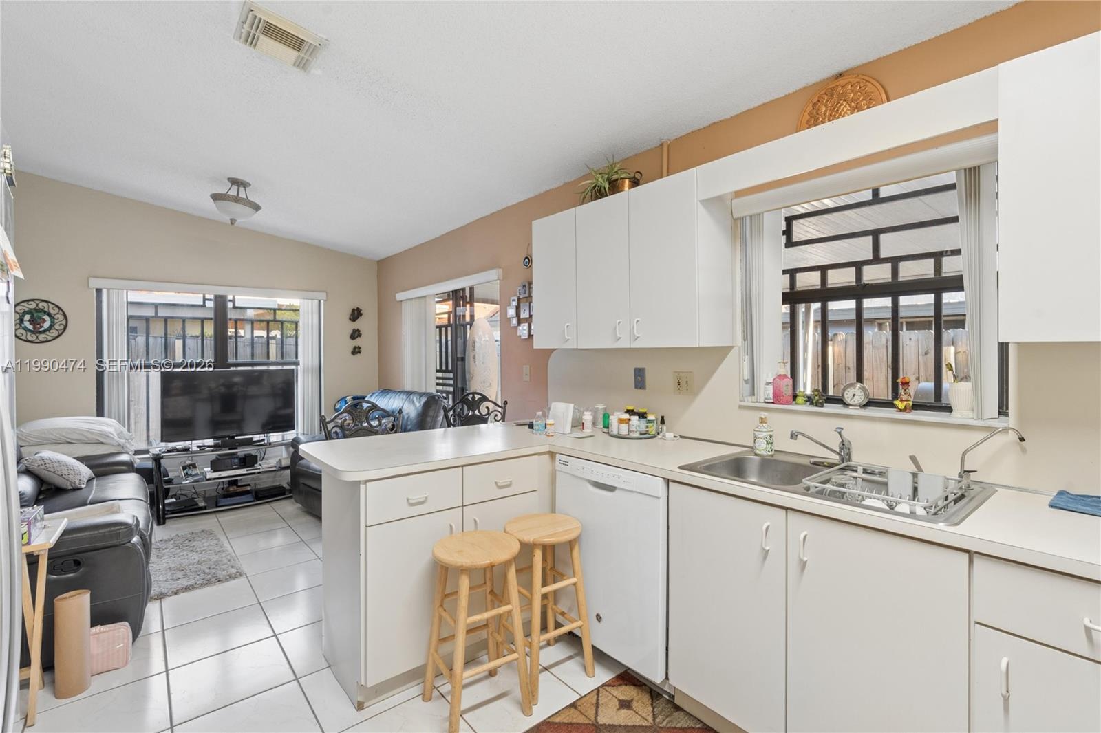 RICHARDS HOMES - Residential