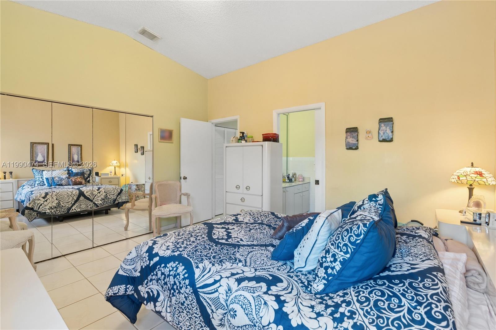 RICHARDS HOMES - Residential