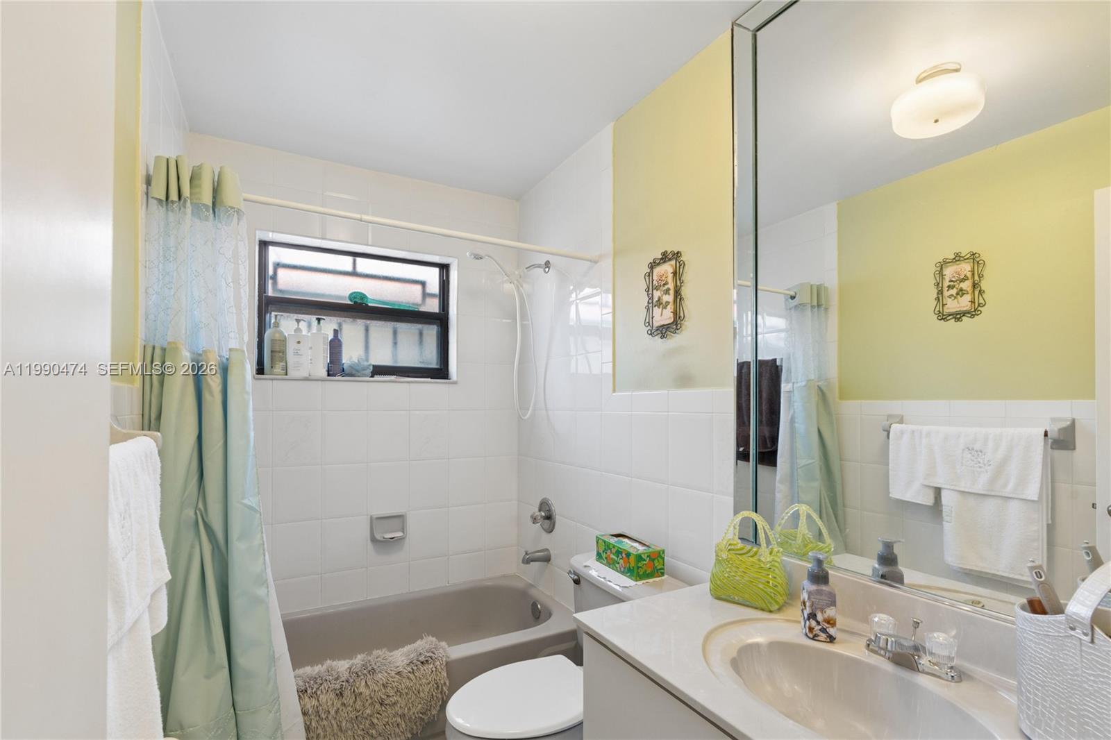 RICHARDS HOMES - Residential