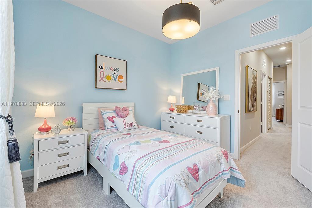 Cedar Pointe - Residential