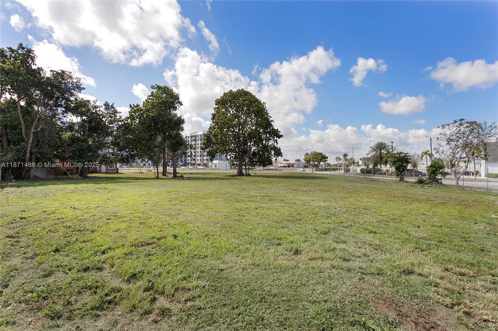 NARANJA PARK 2ND ADDN - Land